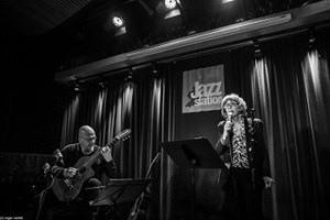 Norma Winstone & Alain Pierre feat. Barbara Wiernik