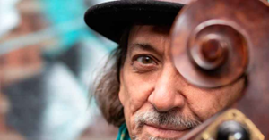 Arthur Kell, een muzikaal globetrotter, activist en clubeigenaar