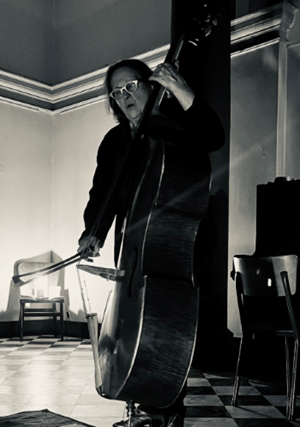 Joëlle Léandre – Solo – Les Nuits Beau Tas