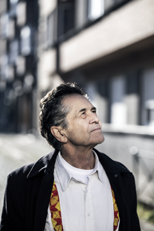 Steven Brown : “In This Very World”