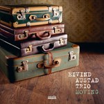 Eivind Austad Trio: Moving
