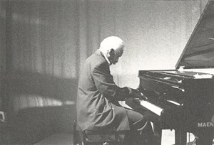 Torhout, Schuur Kasteel Wijnendale, May 1, 1992: MAL WALDRON & PAUL VAN GYSEGEM