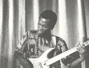 Torhout, Schuur Kasteel Wijnendale, October 10, 1992: CHEIKH TIDIANE FALL TRIO featuring CHRIS JORIS