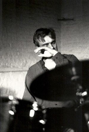 Torhout, Schuur Kasteel Wijnendale, May 10, 1996 GERRY HEMINGWAY, solo